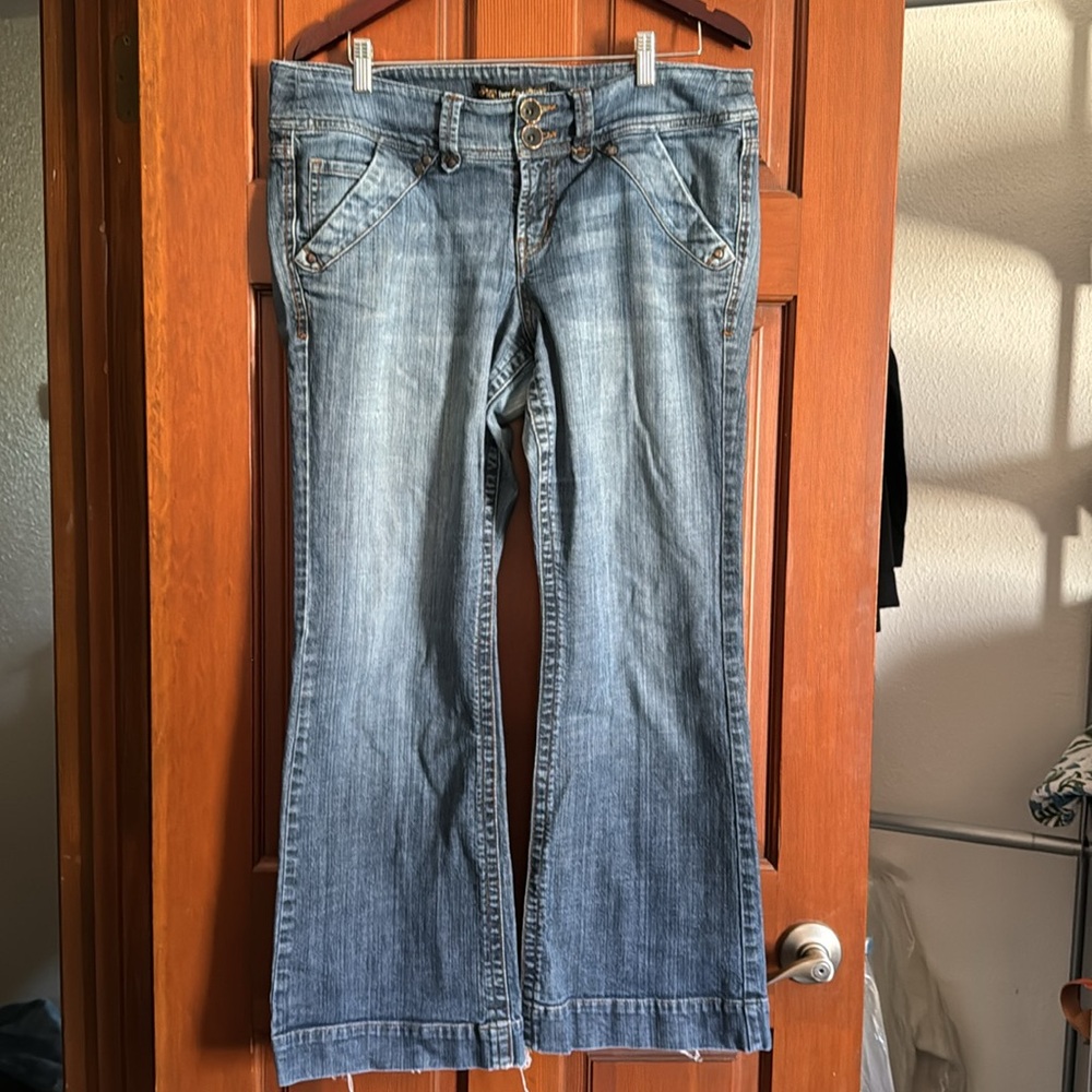 Women’s Freestyle Revolution Jeans Size 16